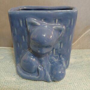 1948 Periwinkle Kitty Cat Decorated Planter/Vase